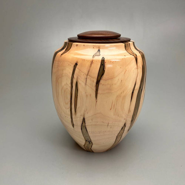 Maple fashion Urn